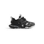 Track Sneaker in black and silver mesh and nylon